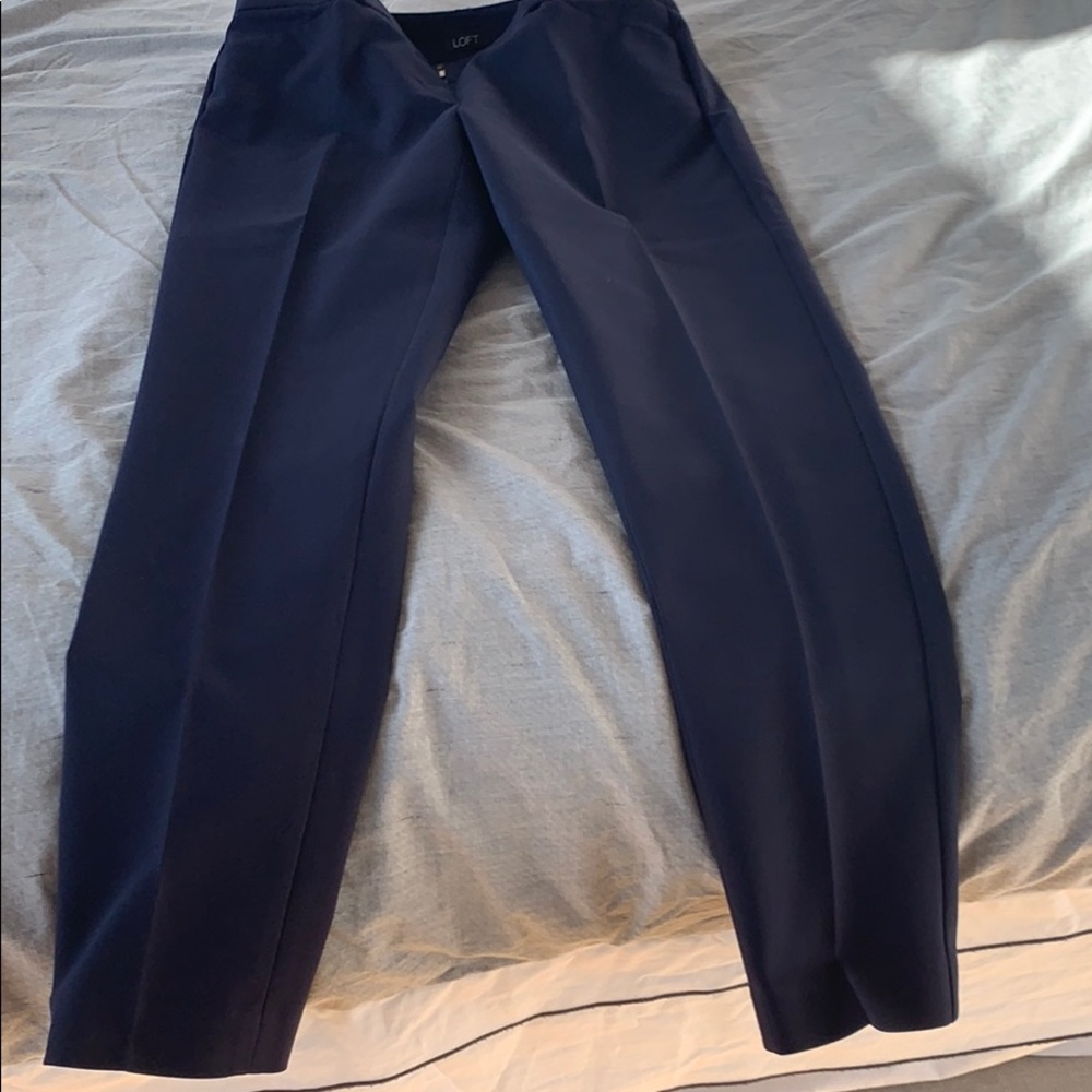 LOFT Julie Skinny size 2 navy trousers